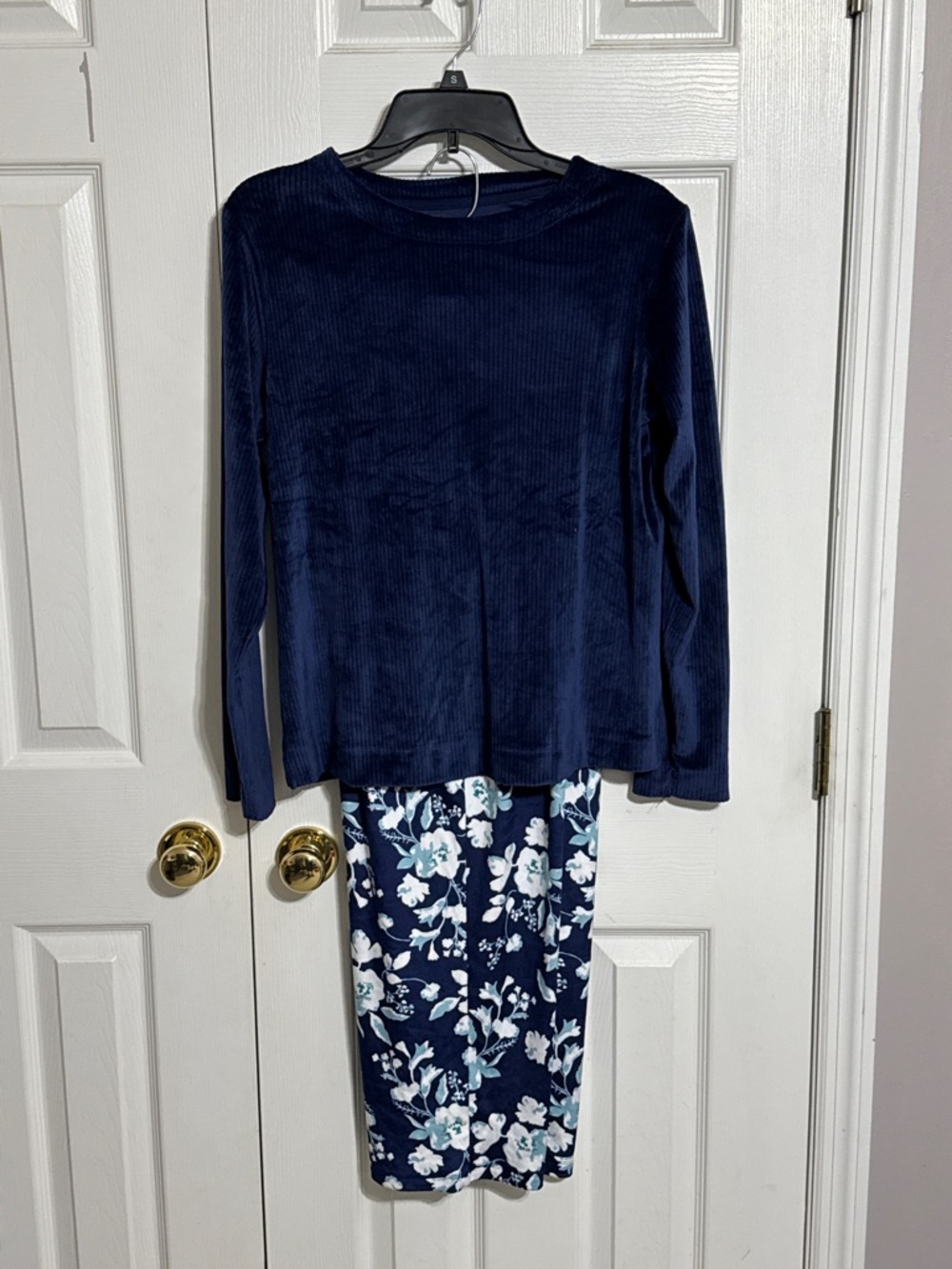 croft & barrow Navy Sleepwear Top with Teal Logo
